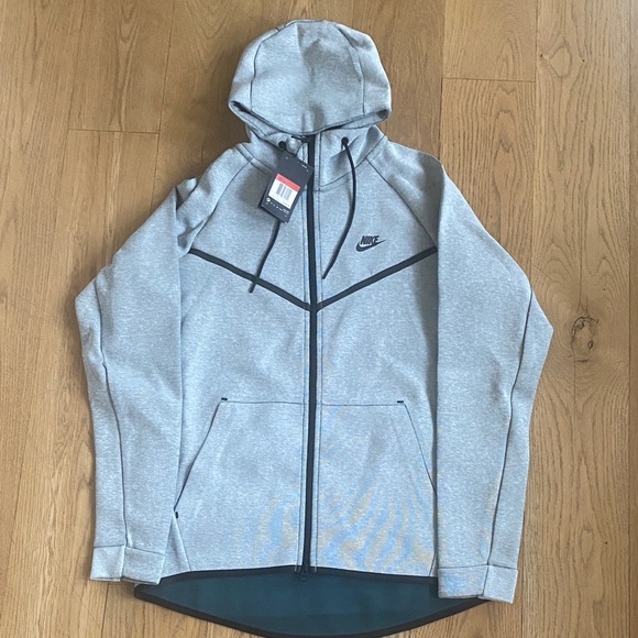 nike performance jacket